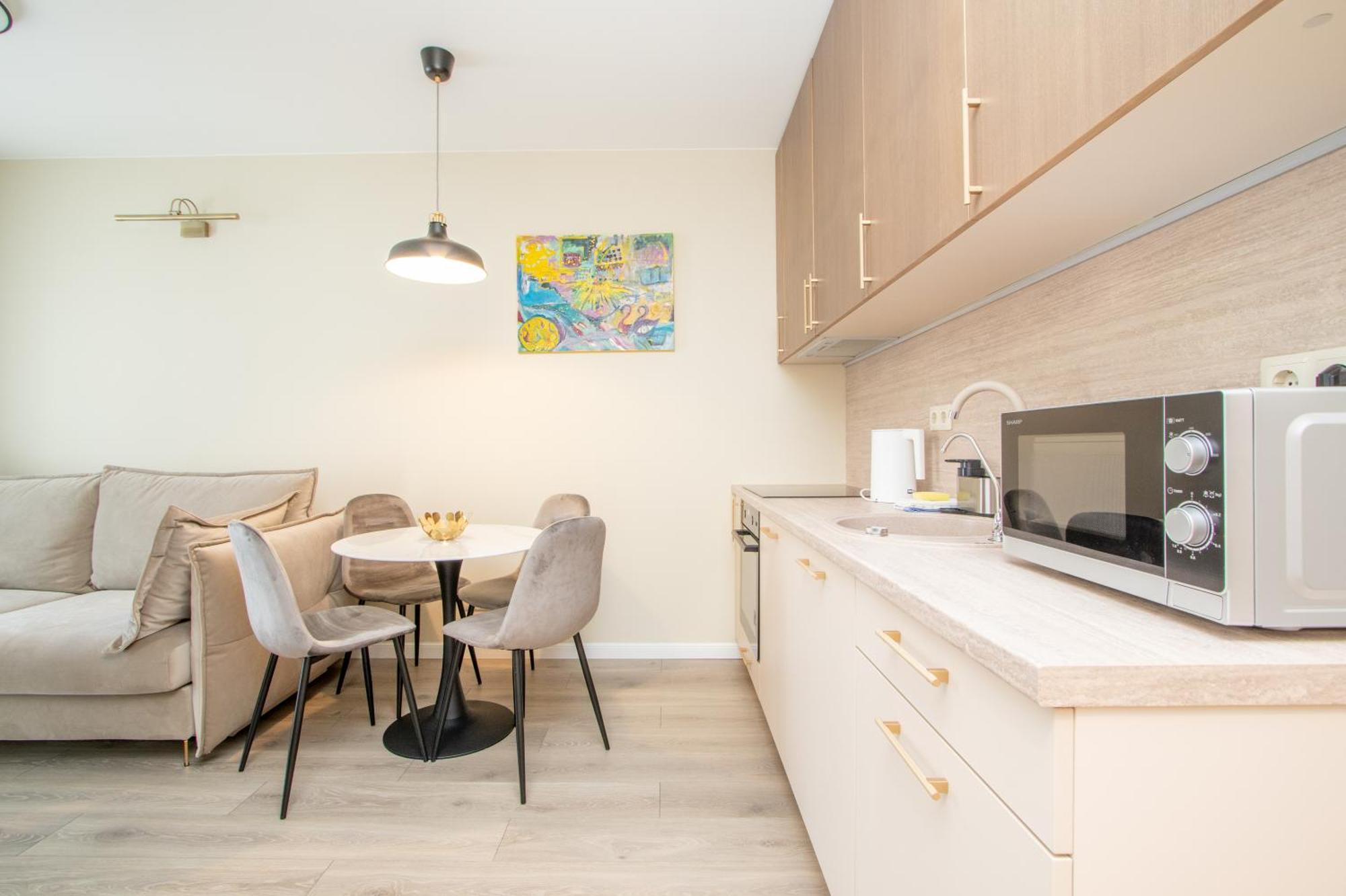 Center Karoso Apartment, Free Parking